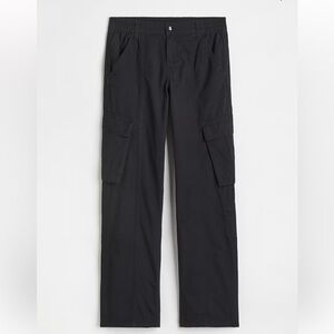 H&M Divided Canvas Cargo Pants. Black. Size 4. NWT